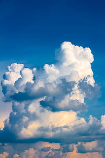 cloudformace, během dne, bílý, modrý, zataženo, nebe, mrak, scéna s oblaky, Příroda, Červené, žlutá, barva, nimbus, modrá obloha, mrak - nebe, krása v přírodě, klid, scenics - příroda, nízký úhel pohledu, nikdo, klidné scény, den, idylický, venku, bílá barva, pozadí, načechraný, slunečního světla, měkkost, meteorologie, 5K, CC0, veřejná doména, bez autorských práv