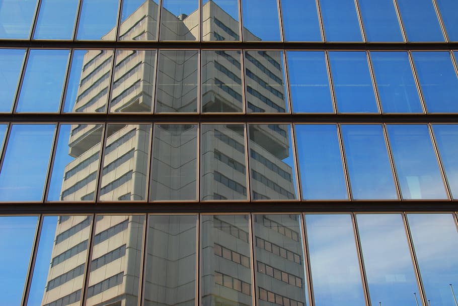 bygning, arkitektur, afspejling, blå, linjer, striber, firkanter, glas, vinduer, bygget struktur, glas - materiale, bygning udvendig, ingen mennesker, vindue, himmel, lav vinkel visning, moderne, fuld ramme, dag, mønster, by, kontorbygning udvendig, gennemsigtig, udendørs, design, skyskraber, stål, 1080P