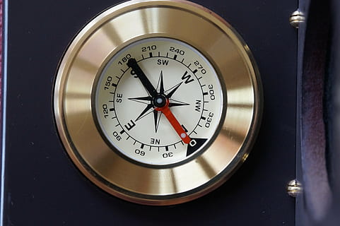compass, north, compass point, navigation, navigate, show, points of the compass, direction, windrose, directory, needle, orient, orientation, close-up, no people, number, navigational compass, circle, metal, geometric shape, technology, control, indoors, accuracy, equipment, guidance, time, navigational equipment, single object, forecasting, extreme close-up, luxury, steel, silver colored, 5K, CC0, public domain, royalty free