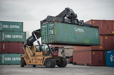 Portakal, ekipman, kaldırma, intermodal, konteyner, inşaat sahası, vinç, iskele, taşımacılık, sanayi, kargo konteyneri, yük taşımacılığı, iş, Nakliye, ulaşım modu, Yükleniyor, yığın, liman, ticari rıhtım, mimari, boşaltma, doğa, ticari, gökyüzü, teslim, gün, 4K, CC0, kamu malı, telif ücretsiz
