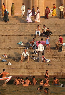 Varanasi, ganges, indien, flod, hellig, hindu, human, religion, hinduisme, svømme, stor gruppe mennesker, herrer, mennesker, voksen, stående, sidder, menneskemængde, gruppe af mennesker, rigtige mennesker, høj vinkel visning, dag, Kvinder, vand, arkitektur, lempelse, trappe, livsstil, udendørs, natur, samvær, teenager, 1080P, CC0, offentligt domæne, royaltyfrie