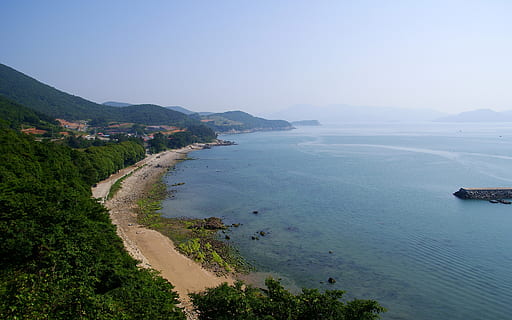 Klitschko, indipendentemente dal fatto, K, acqua, mare, scenics - natura, terra, bellezza nella natura, cielo, spiaggia, la tranquillità, scena tranquilla, natura, montagna, pianta, vista dall'alto, costa, giorno, idilliaco, nessuno, viaggio, ambiente, all'aperto, baia, 1080P, CC0, dominio pubblico, privo di copyright