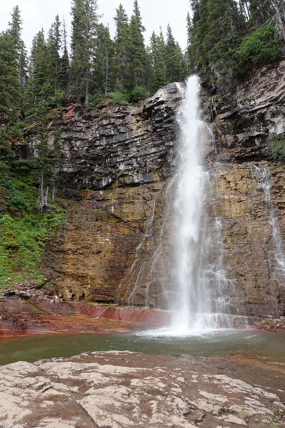 Wasserfälle, Kiefern, Wasserfall, west, Fluss, Landschaft, Montana, Berge, Wasser, Strom, Natur, Wald, Baum, draußen, Szenen - Natur, Langzeitbelichtung, Land, Schönheit in der Natur, Bewegung, Rock, Rock - Objekt, Pflanze, fließendes Wasser, solide, Bewegungsunschärfe, Kraft in der Natur, keine Leute, Nicht-städtische Szene, fließend, Heiße Quelle, fallendes Wasser, 5K