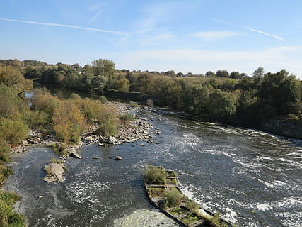 ros, fiume, soglie, ruscello, ros, fiume, paesaggio, estate, acqua, nessuno, giorno, natura, all'aperto, cielo, albero, pianta, la tranquillità, scenics - natura, crescita, scena tranquilla, bellezza nella natura, scena non urbana, terra, luce del sole, colore verde, nuvola - cielo, acqua corrente, fluente, 4K, CC0, dominio pubblico, privo di copyright