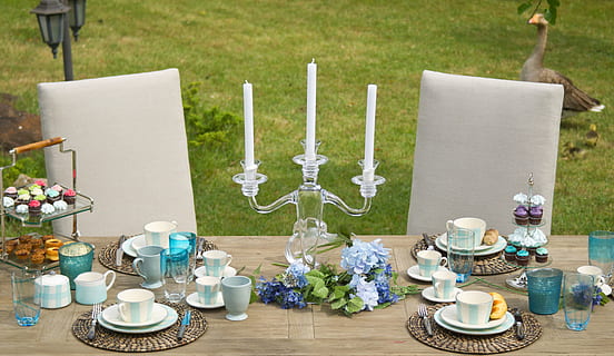 candelabro di vetro, tavolo, invitare, cibo, macro, sfondi, sfondo, nessuno, bellissimo, celebrazione, fotografia, mobilia, decorazione, colore, foto di cibo, arredamento, design, foto del prodotto, nutrizione, orizzontale, immagine a colori, souvenir, casa, stile, bevanda, foto, Buongiorno, mattina, cucina, candeliere, giardino, prima colazione, tazza di caffè, legna, svegliare, cibo e bevande, candela, pianta, torta, fiore, natura, evento, giorno, erba, ambientazione, sedia, al forno, cibo dolce, bere, tazza, vasellame, all'aperto, bicchiere, 5K, CC0, dominio pubblico, privo di copyright