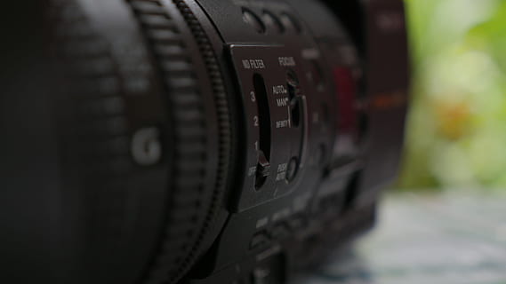 Fotoaparát, sony, objektiv, selektivní zaměření, fotografická témata, detail, technologie, nikdo, fotoaparát - fotografické vybavení, objektiv - optický přístroj, jeden objekt, stálý život, uvnitř, retro stylu, zaměřit se na popředí, fotografické vybavení, číslo, sdělení, Černá barva, čočka - oko, podnikání, extrémní detail, 4K, CC0, veřejná doména, bez autorských práv