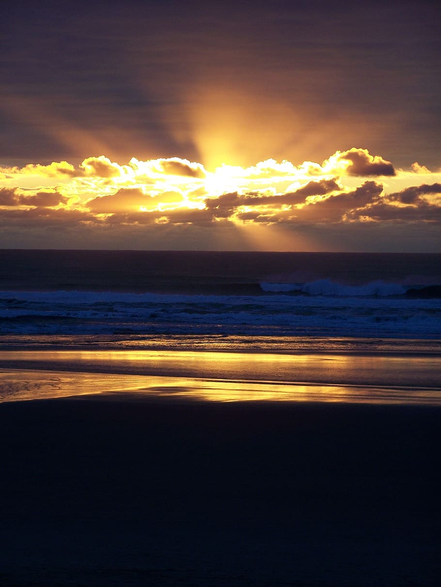 zachód słońca, oregon coast, ocean, morze, dramatyczne niebo, Natura, scenics, piękno natury, niebo, chmura - niebo, woda, scenics - natura, spokój, horyzont nad wodą, horyzont, spokojna scena, plaża, wylądować, idylliczny, żadnych ludzi, kolor pomarańczowy, światło słoneczne, na dworze, 2K