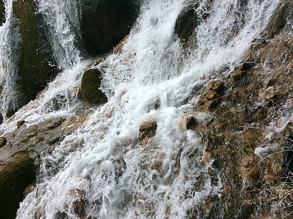 verstuiven, falls, water functies, natuur, rivier-, water, waterval, stroom, vloeiende, beweging, rots, rock - object, schoonheid in de natuur, solide, geen mensen, scenics - natuur, dag, aquatische sport, buitenshuis, wazig beweging, zee, rotsformatie, land-, stromend water, niet-stedelijke scène, kracht in de natuur, 2K, CC0, publiek domein, royaltyvrij