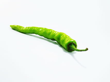 Zielona papryczka chili, Chilli, pieprz, czerwony, gorąco, czerwony pieprz, papryka, Zielony, biały, Meksyk, przyprawa, kuchnia, organiczny, roślina, tło, świeży, świeżość, zbliżenie, Chile, odosobniony, dojrzały, dwa, meksykański, ostry, pepperoni, Cayenne, studio, stos, ognisty, dzwon, warzywo, makro, obiekt, zdrowy, witamina, kolor, Salsa, gotować, składnik, gotowanie, Pikantny, obraz, ciepło, Szczegół, jedzenie, kapsaicyna, palenie, zielony kolor, jedzenie i picie, dobre samopoczucie, żadnych ludzi, zdrowe odżywianie, studio strzał, białe tło, pojedynczy obiekt, wewnątrz, łodyga rośliny, surowe jedzenie, papryczka chili, jedzenie wegetariańskie, papryka jalapeno, 2K, CC0, domena publiczna, darmowe zdjęcia