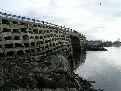 Cribstone, tiltas, vandenynas, atspindys, Unikalus, granitas, jūros, vanduo, pastatyta struktūra, architektūra, dangus, debesis - dangus, pobūdį, dieną, pastato išorė, nėra žmonių, kietas, praeitis, istorija, lauke, kelionės tikslai, ryšį, kelionė, Rokas, upė, senovės civilizacija, 2K, CC0, Viešasis domenas, nemokamai