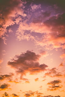 photo, cumulus clouds, golden, hour, golden stratus clouds, sky, pink, cloud, sunset, sunrise, cloud - sky, beauty in nature, orange color, tranquility, scenics - nature, nature, no people, tranquil scene, idyllic, backgrounds, low angle view, dramatic sky, sunlight, cloudscape, outdoors, atmosphere, awe, bright, abstract backgrounds, purple, romantic sky, 5K, CC0, public domain, royalty free