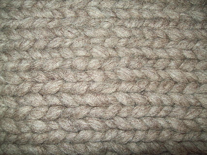 tejido de ganchillo gris, hecho a ganchillo, gris, textil, tejer, estructura, lana, suéter, tejido, modelo, texturizado, fibra, algodón, antecedentes, fotograma completo, material, nadie, de cerca, Arte y artesanía, áspero, arte, efecto texturizado, sencillez, beige, industria, adentro, blandura, nivel de la superficie, cruzado, 2K, CC0, dominio público, libre de derechos