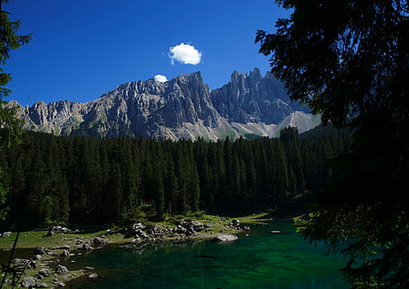 montagna, lago, nube, cielo, paesaggio, montagna, lago, cielo, paesaggio, giro, riflessione, escursioni a piedi, natura, alta montagna, albero, Paesaggi, nessuno, bellezza nella natura, pianta, scenics - natura, scena tranquilla, la tranquillità, acqua, scena non urbana, roccia, crescita, idilliaco, ambiente, solido, giorno, all'aperto, formazione, picco di montagna, 5K, CC0, dominio pubblico, privo di copyright