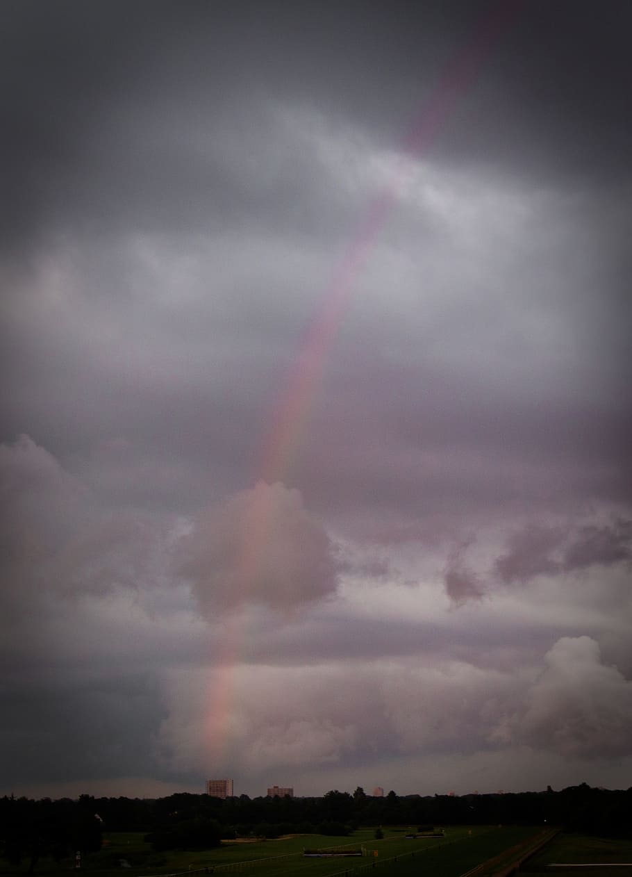Regenbogen, Himmel, Stadt, Wolken, Aussicht, dramatisch, städtisch, Silhouette, Bremen, Horizont, Häuser, wolke - himmel, Schönheit in der Natur, Umgebung, Szenen - Natur, Landschaft, ruhige Szene, Ruhe, Natur, keine Leute, Sturm, bedeckt, draußen, Nicht-städtische Szene, Land, mehrfarbig, Tag, Feld, doppelter Regenbogen, Kraft in der Natur, 1080P