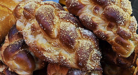 Essen, Bäckerei, Brot, Kuchen, lecker, Kochkunst, Essen und Trinken, Lebensmittel, Frische, gebacken, Nahansicht, Stillleben, keine Leute, drinnen, fertig für den Verzehr, High Angle View, Zucker, braun, Genuss, Süßes Essen, Wohlbefinden, Vollbild, Dessert, Süss, gesundes Essen, Versuchung, französisches Essen, Snack, 5K, CC0, gemeinfrei, lizenzfrei