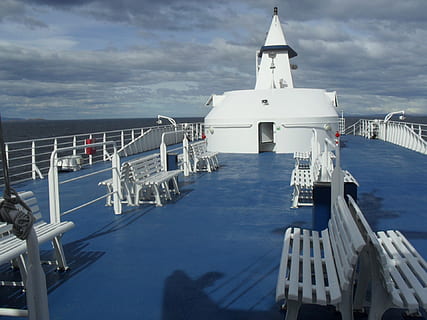 fartøyet, skip, Dekk, bank, tur, mar, himmel, vann, hav, transport, sky - himmel, transportmiddel, natur, nautisk fartøy, ingen folk, dag, reise, arkitektur, bygget struktur, utendørs, hvit farge, rekkverk, cruise skip, 1080P, CC0, offentlig domene, opphavsrett gratis