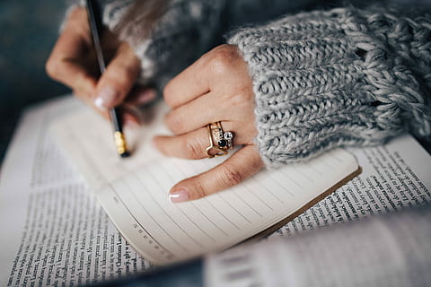 grey, sweater, taking, notes, organizer, Woman, notebook, notepad, calendar, writing, human Hand, people, close-up, women, human body part, pen, one person, adults only, indoors, hand, ring, jewelry, adult, selective focus, finger, body part, human finger, holding, nail, paper, real people, personal accessory, 5K