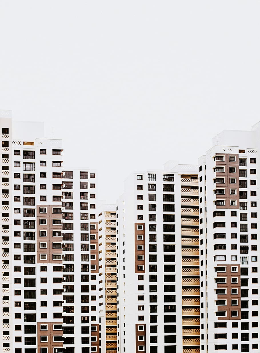 fotos de paisatges de gratacels, edificis de gran alçada, apartament, pis, arquitectura, quadrícula, patró, exterior de l'edifici, estructura construïda, ciutat, edifici, cap gent, còpia espai, cel, barri residencial, cel clar, torre, alta - alta, dia, finestra, naturalesa, vista d’angle baix, exterior d’edifici d’oficines, a l'aire lliure, modern, gratacels, 4K