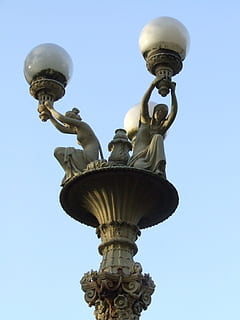 lanterne, tal, lys, himmel, lav vinkel visning, Kunst og håndværk, ingen mennesker, skulptur, menneskelig repræsentation, dag, kreativitet, skyfri himmel, statue, natur, repræsentation, arkitektur, rejsemål, blå, rejse, gadebelysning, kvindelig lighed, udendørs, mandlig lighed, Engel, 2K, CC0, offentligt domæne, royaltyfrie