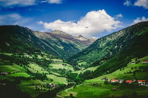 landskabsfotografering, bjerge, østrig, himmel, skyer, landskab, naturskøn, natur, udendørs, dal, Skov, træer, Land, landskabet, landdistrikterne, ødemark, smuk, hdr, huse, hjem, eng, vista, bjerg, scenics - natur, skønhed i naturen, grøn farve, bjergkæde, sky - himmel, rolig scene, miljø, plante, ro, træ, jord, bygning, ikke-urbane scene, arkitektur, dag, bygning udvendig, ingen mennesker, 1080P, CC0, offentligt domæne, royaltyfrie