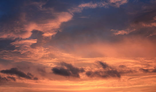 photographie de silhouette, des nuages, le coucher du soleil, ciel, Soleil, ciel orange, ciel du soir, ciel rouge, nuage - ciel, beauté dans la nature, paysages - nature, cloudscape, ciel dramatique, couleur orange, arrière-plans, tranquillité, la nature, atmosphère, scène tranquille, environnement, personne, idyllique, lumière du soleil, admiration, en plein air, vent, météorologie, abstrait, foncé, milieux abstraits, brillant, 5K, CC0, domaine public, libre de droits