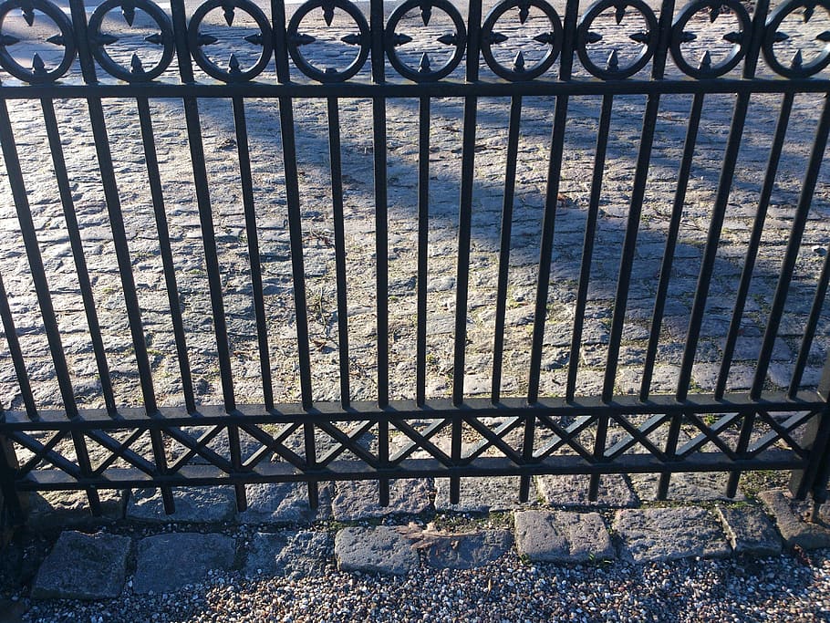 tanques, ferro, textura, patró, negre, llambordes, gris, vell, metall, cap gent, dia, a l'aire lliure, hivernacle, primer pla, estructura construïda, arquitectura, naturalesa, barrera, marc complet, tanca, llum solar, límit, seguretat, fons, ombra, protecció, vista d’angle alt, disseny, ferro - metall, ferro forjat, 4K