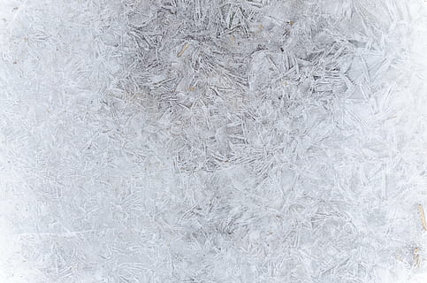 modello, inverno, freddo, ghiaccio, blu, struttura, brina, sfondo, natura, cristallo, stagione, ghiacciato, astratto, bianca, naturale, acqua, la neve, fondale, avvicinamento, superficie, tempo metereologico, strutturato, ze, luminosa, Natale, finestra, design, gelido, trasparente, artico, bellissimo, colore, di stagione, bicchiere, fresco, glaciale, congelato, polare, sfondi, fotogramma intero, nessuno, Colore bianco, temperatura fredda, grigio, sfondi astratti, effetto strutturato, color argento, fiocco di neve, 5K, CC0, dominio pubblico, privo di copyright