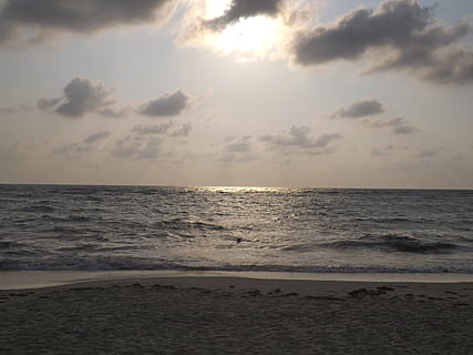Sonnenuntergang, Meer, Wellen, Strand, Morgenhimmel, Abendhimmel, Honduras, Bay Islands, Sandstrand, Morgen, Natur, Welle, Himmel, Sommer-, Wasser, Küste, Horizont, Horizont über Wasser, Schönheit in der Natur, Land, Ruhe, wolke - himmel, Szenen - Natur, ruhige Szene, Sand, idyllisch, keine Leute, Sonnenlicht, draußen, 4K, CC0, gemeinfrei, lizenzfrei