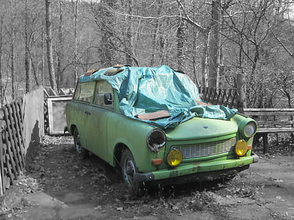 auto, vrag, oldtimer, Trabi, bil, bare træ, kold temperatur, træ, udendørs, ingen mennesker, transportform, transportmidler, land køretøj, motor køretøj, dag, natur, plante, Skov, sne, stationær, jord, afdeling, vinter, 4K, CC0, offentligt domæne, royaltyfrie