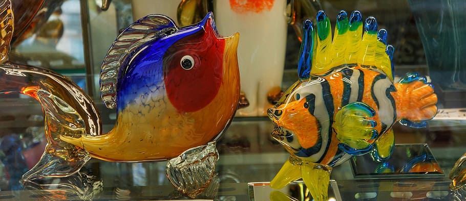 murano, Venècia, vidre, peix, ornaments, color, animal, representació animal, representació, temes d'animals, venda al detall, centrar-se en primer pla, cap gent, primer pla, ocell, art i artesania, penjant, creativitat, dia, a la venda, venda, artesania, mercat, vidre - material, bestiar, multicolor, visualització al detall, Festival, 5K