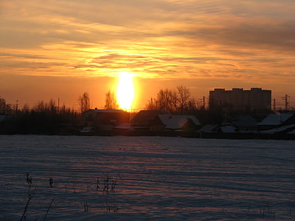 solnedgang, vinter, snø, kveld, kald, landskap, stillhet, himmel, Russland, skyer, Ural, oransje farge, sky - himmel, skjønnhet i naturen, bygge eksteriør, arkitektur, naturskjønnhet - natur, natur, bygget struktur, sol, vann, ingen folk, kaldtemperatur, tre, bygning, utendørs, 2K, CC0, offentlig domene, opphavsrett gratis