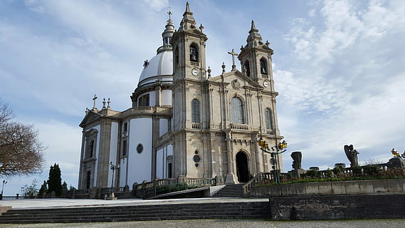 sameiro, braga, santuario, Iglesia, arquitectura, catedral, lugar famoso, cristianismo, religión, Europa, historia, cielo, estructura construida, lugar de adoración, exterior del edificio, creencia, espiritualidad, nube - cielo, vista de ángulo bajo, naturaleza, el pasado, día, edificio, torre, destinos de viaje, nadie, al aire libre, 5K, CC0, dominio público, libre de derechos