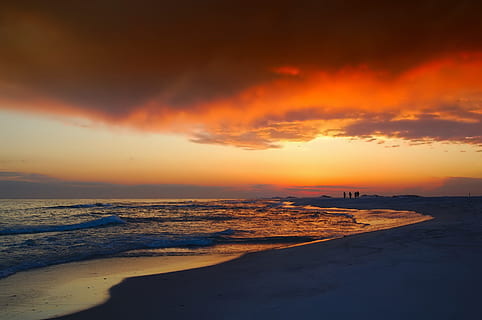 large, body, water, sunset, florida, sky, clouds, sea, ocean, silhouettes, colorful, nature, outside, beach, waves, land, scenics - nature, beauty in nature, cloud - sky, orange color, tranquil scene, sand, wave, tranquility, motion, horizon, sport, horizon over water, outdoors, no people, 1080P, CC0, public domain, royalty free
