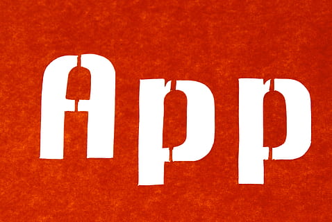 app text overlay, app, application, software, smartphone, text, contour, outlines, silhouette, red, no people, close-up, indoors, communication, western script, capital letter, single word, backgrounds, wall - building feature, white color, colored background, studio shot, full frame, textured, brown, letter, orange color, sign, message, 2K, CC0, public domain, royalty free