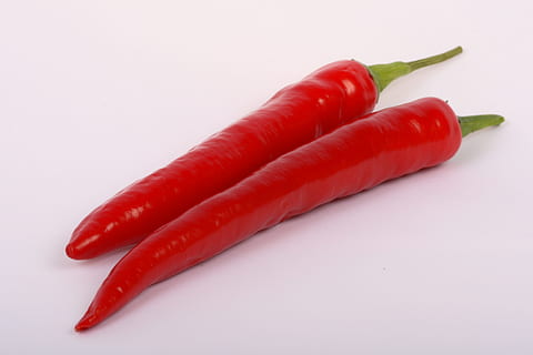 sayur-mayur, panas, merah, merica, merah, lada, makanan dan minuman, makanan, makan sehat, latar belakang putih, tembakan studio, kesegaran, kesejahteraan, dalam ruangan, cabai, akar sayuran, merapatkan, cabai merah, wortel, masih hidup, tidak ada orang, sekelompok objek, makanan mentah, Makanan vegetarian, diet, 2K, CC0, domain publik, bebas royalti