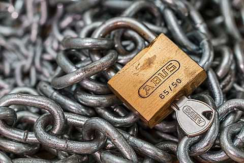 brass abus padlock, key, top, chains, padlock, lock, chain, security, protection, safety, access, locked, link, crime, steel, privacy, secure, criminal, shackle, danger, thief, theft, vulnerable, restrain, break-in, protect, strong, metal, obsolete, rusty, security system, industry, text, no people, old, close-up, antique, connection, large group of objects, backgrounds, communication, emotion, heap, alloy, 5K, CC0, public domain, royalty free