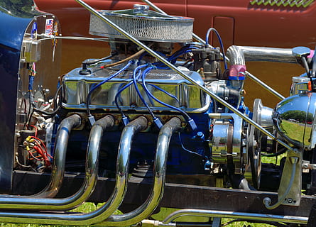 Hot Rod, moottori, räätälöityjä, retro, palautettu, auto, ajoneuvo, nopeus, rotu, lihas, design, vuosikerta, klassikko, kuljetus, tyyli, amerikkalainen, nopeasti, viileä, avoauto, kromi, autojen, coupe, teho, kone-, ala, metalli-, tekniikka, tehdas, monimutkaisuus, koneet, putki - putki, ei ihmisiä, yhteys, laitteet, polttoaineen ja sähköntuotantoon, liiketoiminta, valmistuslaitteet, päivä, sisällä, lähikuva, koneen osa, kaapeli, teräs, hopea värillinen, tuotantolinja, teollisuuslaitteet, 5K, CC0, public domain, rojaltivapaa