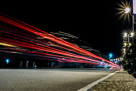 time lapse foto, beton, vej, dag tid, gadelamper, hastighed, om natten, lys, nat, hurtig, lang eksponering, belyst, Trafik, belysningsudstyr, gade, urban scene, mørk, transportmidler, rød, abstrakt, bil, hovedvej, sløret bevægelse, lys - naturligt fænomen, baggrunde, lys spor, bevægelse, arkitektur, by, himmel, bygget struktur, bygning udvendig, glødende, ingen mennesker, udendørs, 4K, CC0, offentligt domæne, royaltyfrie