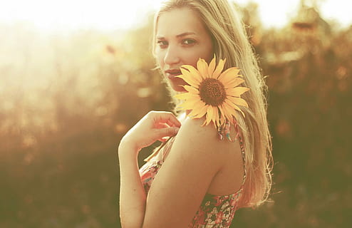 woman, holding, sunflower, sunset, outdoors, nature, women, one Person, people, summer, caucasian Ethnicity, beauty, young Adult, females, smiling, beautiful, flower, happiness, adult, lifestyles, yellow, sunlight, relaxation, beauty In Nature, cheerful, young Women, portrait, blond Hair, one Woman Only, enjoyment, meadow, freedom, cute, field, carefree, day, autumn, springtime, adults only, one young woman only, only women, plant, hair, flowering plant, long hair, looking at camera, hairstyle, beautiful woman, standing, fashion, contemplation, 1080P, CC0, public domain, royalty free