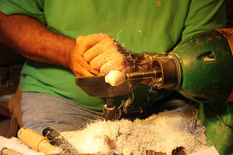 work, tagua, drill, hands, art, craft, handwork, carving, colombia, boyaca, man working, occupation, one person, human hand, hand, working, art and craft, adult, indoors, human body part, skill, craftsperson, preparation, men, holding, making, technology, grinding, industry, metal industry, busy, human limb, care, sculptor, 5K, CC0, public domain, royalty free