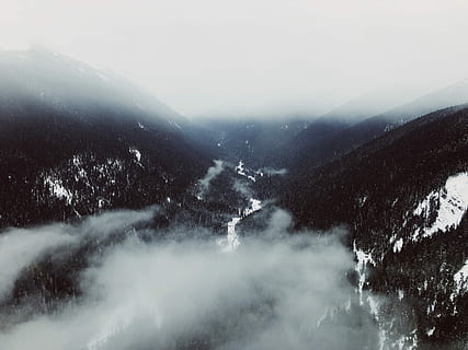 aerian, fotografie, de munte, acoperit, cețuri, păsări ochi vedere, Munte, fum, iarnă, vale, Canada, zăpadă, scenice - natura, mediu inconjurator, ceaţă, frumusețe în natură, o scenă liniștită, liniște, natură, copac, cer, temperatura rece, nici o persoana, plantă, scenă non-urbană, peisaj, nor - cer, în aer liber, Brad, conifer, un munte acoperit de zăpadă, 4K, CC0, domeniu public, fără drepturi de autor