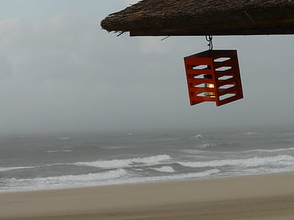 de praia, lanterna, leve, vela, vento, frente, romance, céu, chuva, onda, surfar, mar do Norte, atlântico, agua, nuvem - céu, mar, natureza, scenics - natureza, beleza na natureza, dia, movimento, ninguém, visão de baixo ângulo, idílico, ao ar livre, terra, patriotismo, tranquilidade, 2K, CC0, domínio público, royalty free