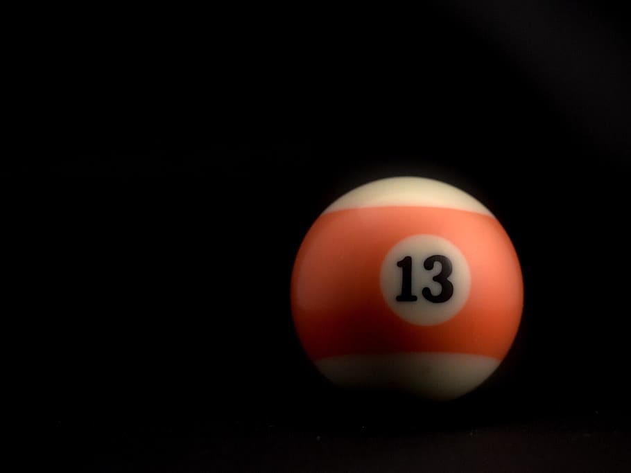 vermell, blanc, 13, billar, pilota, vector, art, negre, billardkugeln, pilota de piscina, esport de piscina, nombre, taula de billar, a l'interior, primer pla, esport, tir de l'estudi, cap gent, jocs d’oci, fons negre, natura morta, taula, sol objecte, còpia espai, bola de senyal, esfera, activitat d'oci, color taronja, 1080P