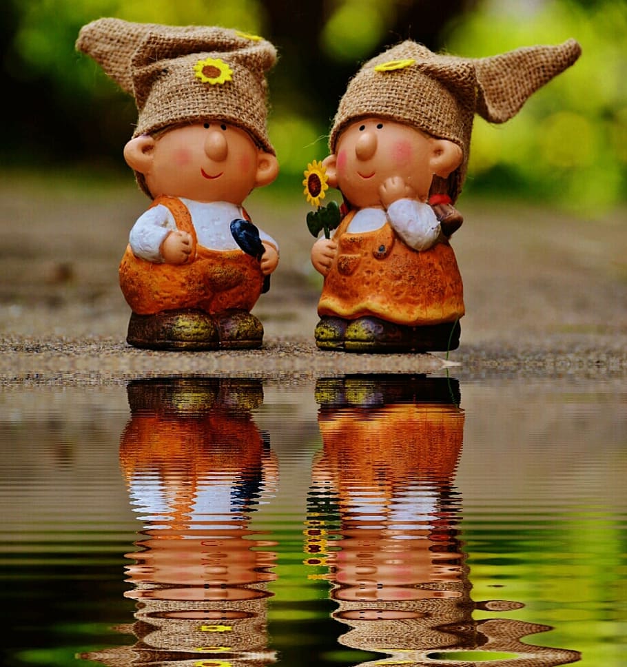 noia, figuretes de nen, de cara, cos, aigua, bonic, figuretes, reflexió, imatges de drets d’autor, nen, infància, mascles, dia, homes, naturalesa, representació, llac, nois, centrar-se en primer pla, bassal, barret, jove, gent, vista frontal, a l'aire lliure, innocència, contemplació, 1080P