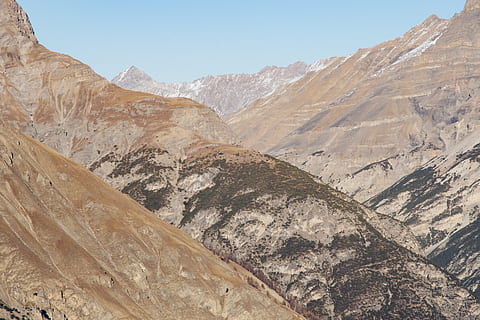 Alps italians, paisatge, muntanya, naturalesa, Serra, escenics, himalayas, a l'aire lliure, terrenys extrems, rock - object, cim de muntanya, cap gent, parc nacional de Death Valley, desert, cel, dia, escenics - natura, escena tranquil·la, medi ambient, tranquil·litat, bellesa a la natura, escena no urbana, cel clar, llum solar, rock, viatjar, destinacions de viatge, geologia, formació, clima àrid, clima, 4K, CC0, domini públic, lliure de regalies
