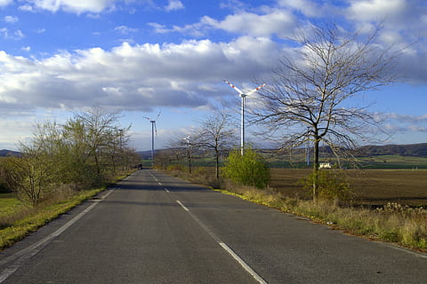 cale, copaci, elice, toamnă, elicei, câmpuri, Norii, țară, drum, copac, zi, nor - cer, cer, calea de urmat, transport, plantă, direcţie, diminuarea perspectivei, natură, marcare, marcajul rutier, nici o persoana, simbol, punct de disparitie, semn, drum liber, frumusețe în natură, peisaj, în aer liber, linia de separare, 4K, CC0, domeniu public, fără drepturi de autor