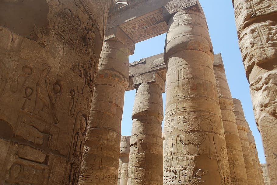 Egipte, columnes, temple, història, arquitectura, columna arquitectònica, antic, antiga ruïna, el passat, estructura construïda, civilització antiga, destinacions de viatge, viatjar, turisme, lloc de culte, naturalesa, espatllat, vista d’angle baix, vell, dia, arqueologia, mal estat, ciutat, cap gent, arruïnat, a l'aire lliure, 1080P