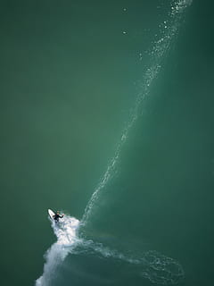 aereo, vista, surfer, foto di veduta dall'alto, persona, equitazione, bianca, tavola da surf, sfondo, sfondi per iPhone, sfondo dello schermo di blocco, fare surf, mare, acqua, movimento, giorno, nave nautica, bellezza nella natura, sport, una persona, mezzi di trasporto, lungomare, natura, sport acquatico, velocità, onda, avventura, persona irriconoscibile, attività di svago, potere in natura, 4K, CC0, dominio pubblico, privo di copyright