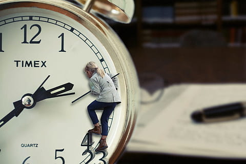 macro, photography, gold, analog, table, alarm, clock, showing, 2:40, macro photography, Timex, alarm clock, time, timer, watch, hour, countdown, minutes, management, the work, stopwatch, remind, schedule, second, people, child, girls, climbing, children's playground, efforts, repair, kids, book, transportation, close-up, no people, day, number, deadline, instrument of time, indoors, focus on foreground, clock face, accuracy, business, minute hand, clock hand, car, communication, checking the time, 1080P, CC0, public domain, royalty free