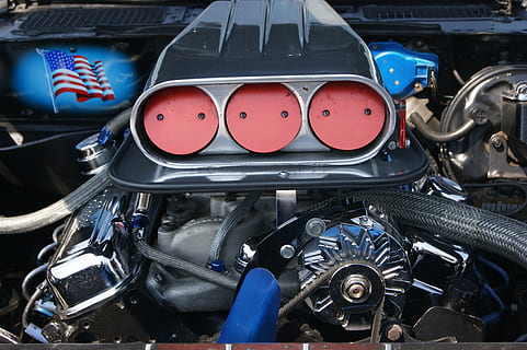 motor, chrom, auto, zblízka, ladění, automobil, motorového prostoru, pkw, přeprava, dopravy, motocykl, benzín, pozemního vozidla, části vozidla, autoopravna, Červené, způsob dopravy, motorové vozidlo, den, kov, modrý, stacionární, detail, nikdo, venku, stroje, cestovat, kontrolní panel, leteckého vozidla, rychloměr, 4K, CC0, veřejná doména, bez autorských práv
